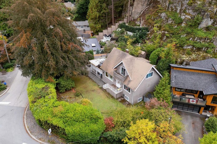 Photo 2 at 5607 Eagle Harbour Road, Eagle Harbour, West Vancouver