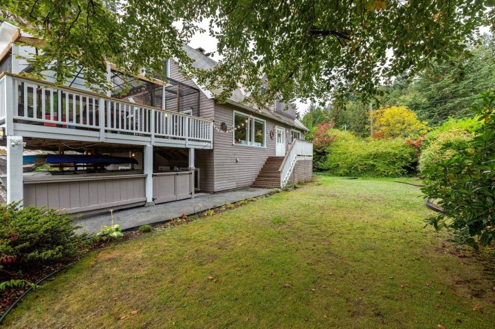 Photo 1 at 5607 Eagle Harbour Road, Eagle Harbour, West Vancouver
