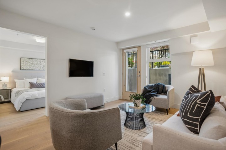 Photo 3 at 104 - 378 W 45th Avenue, Oakridge VW, Vancouver West