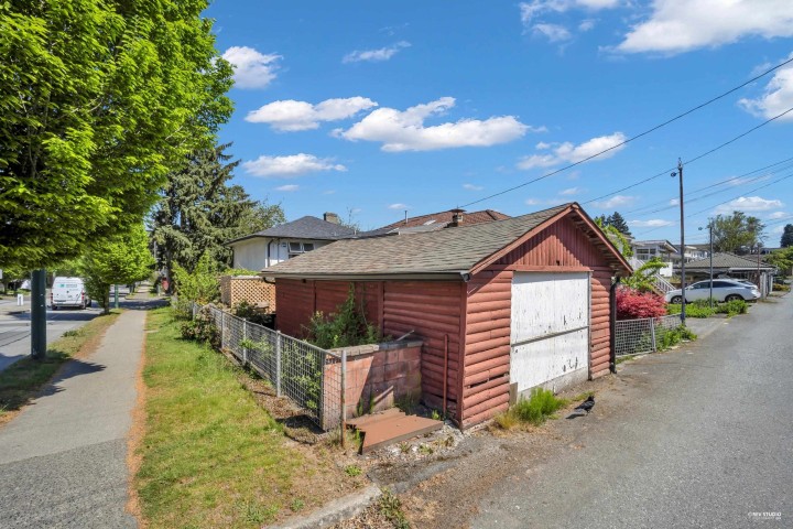 Photo 24 at 3006 E 27th Avenue, Renfrew Heights, Vancouver East