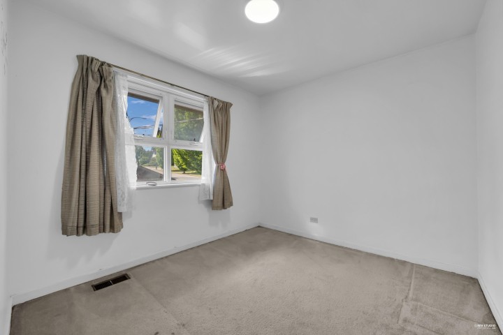 Photo 15 at 3006 E 27th Avenue, Renfrew Heights, Vancouver East