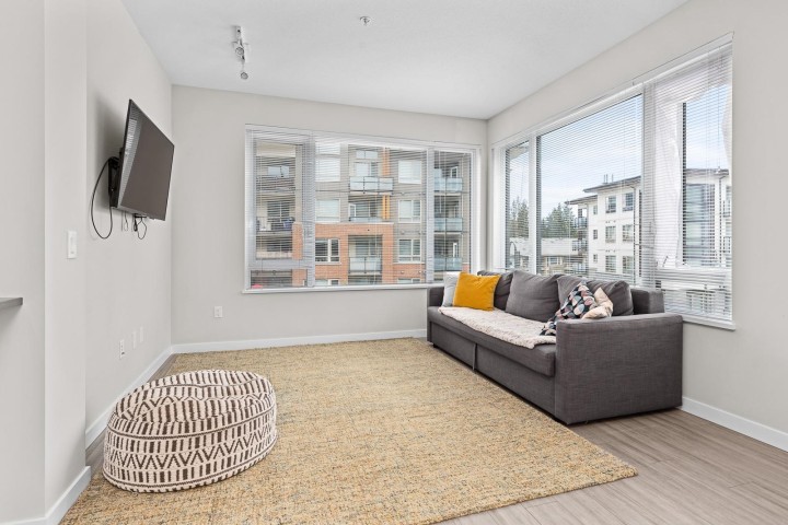 Photo 6 at 212 - 2663 Library Lane, Lynn Valley, North Vancouver