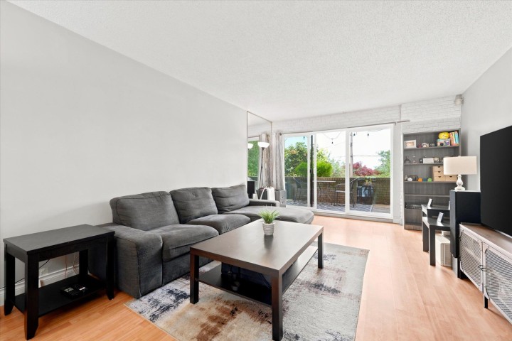 Photo 10 at 101 - 2240 Wall Street, Hastings, Vancouver East