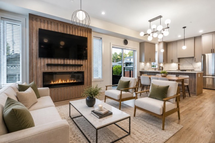 Photo 2 at 6280 Wales Street, Killarney VE, Vancouver East