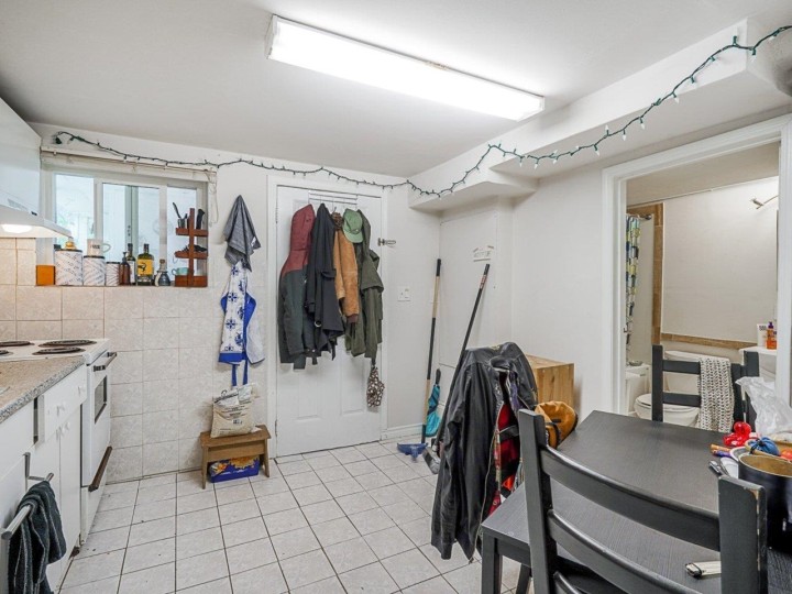 Photo 17 at 4702 Clarendon Street, Collingwood VE, Vancouver East