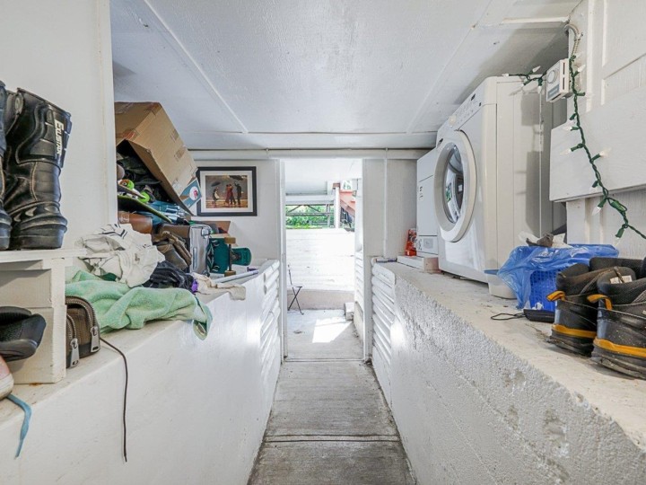 Photo 15 at 4702 Clarendon Street, Collingwood VE, Vancouver East