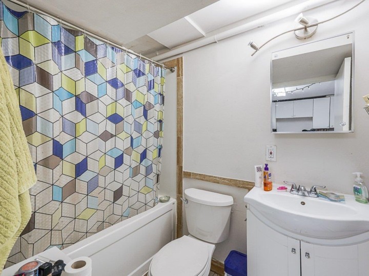 Photo 21 at 4702 Clarendon Street, Collingwood VE, Vancouver East