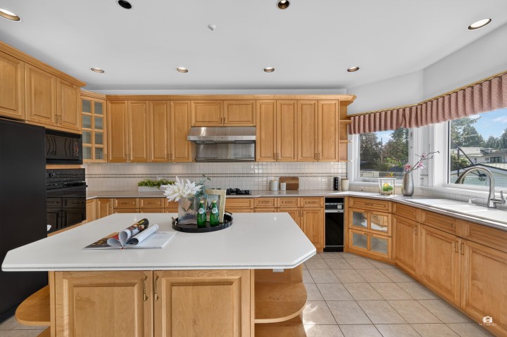 Photo 16 at 3848 W 38th Avenue, Dunbar, Vancouver West