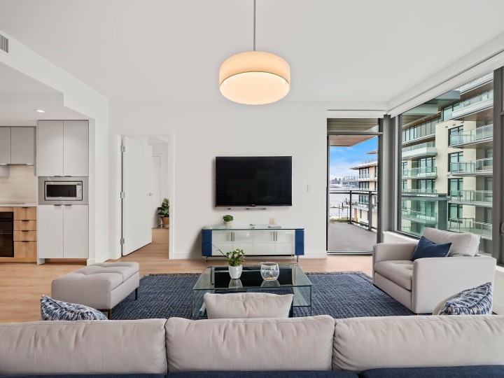 Photo 2 at 425 - 755 Harbourside Drive, Harbourside, North Vancouver