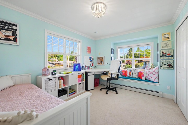 Photo 27 at 952 Grand Boulevard, Boulevard, North Vancouver