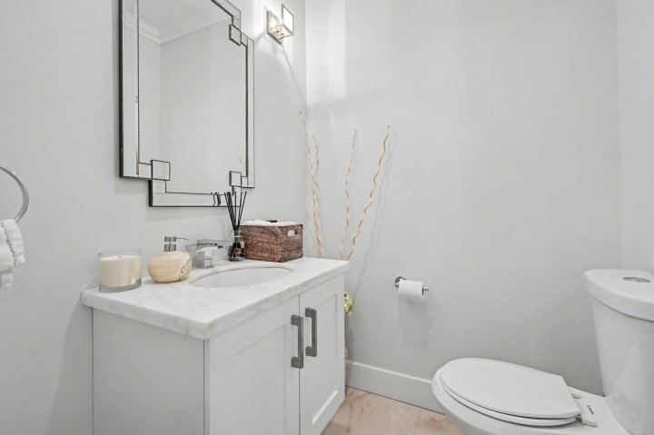 Photo 16 at 952 Grand Boulevard, Boulevard, North Vancouver