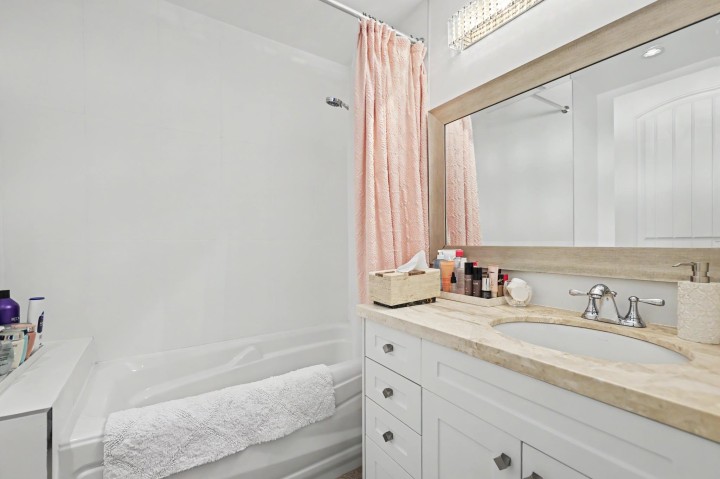 Photo 28 at 952 Grand Boulevard, Boulevard, North Vancouver