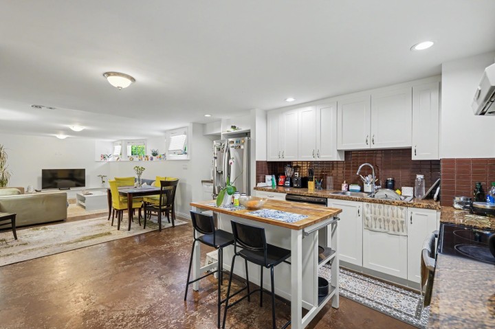 Photo 30 at 952 Grand Boulevard, Boulevard, North Vancouver