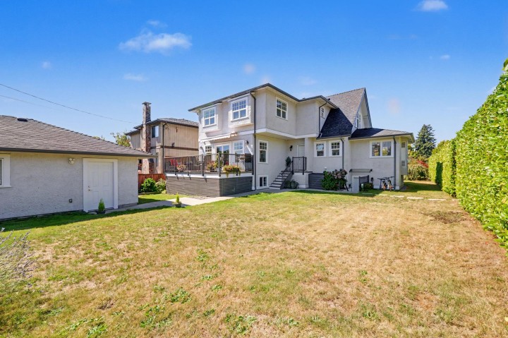 Photo 37 at 952 Grand Boulevard, Boulevard, North Vancouver