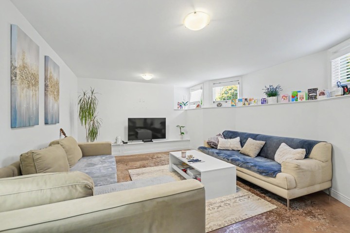 Photo 29 at 952 Grand Boulevard, Boulevard, North Vancouver