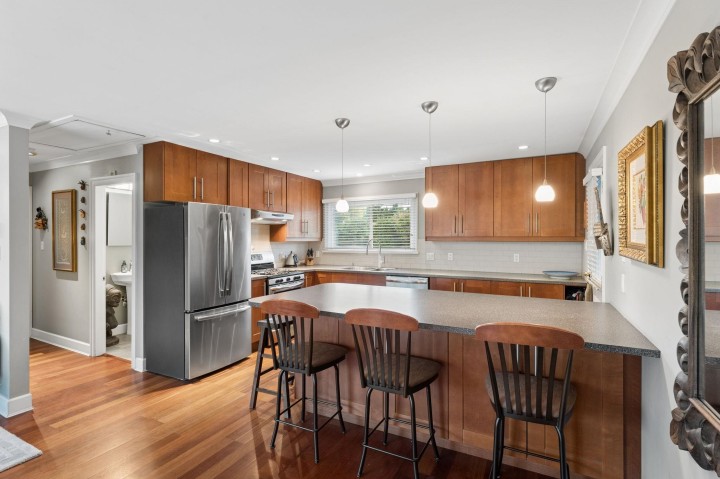 Photo 17 at 1283 Pinewood Crescent, Norgate, North Vancouver