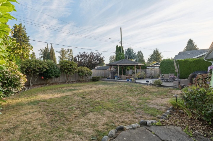 Photo 34 at 1283 Pinewood Crescent, Norgate, North Vancouver