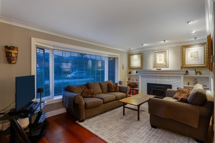 Photo 10 at 1283 Pinewood Crescent, Norgate, North Vancouver