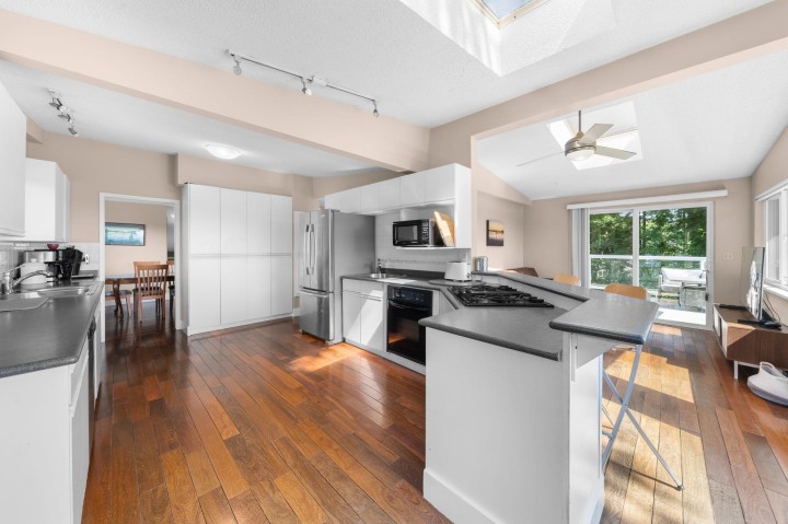 Photo 6 at 3920 Delbrook Avenue, Upper Delbrook, North Vancouver