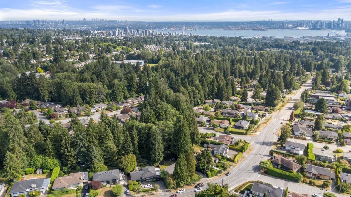 Photo 31 at 3920 Delbrook Avenue, Upper Delbrook, North Vancouver