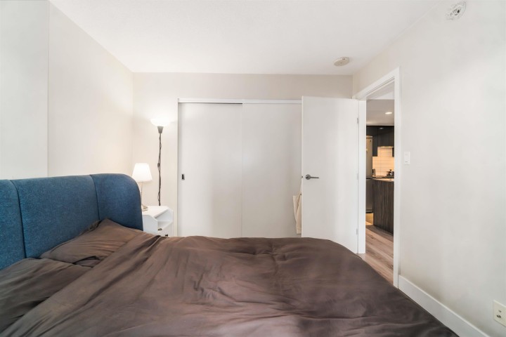Photo 23 at 813 - 1088 Richards Street, Yaletown, Vancouver West