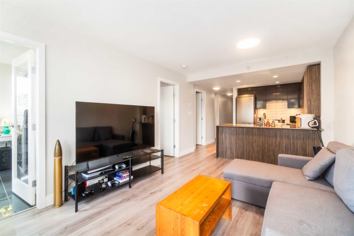 Photo 16 at 813 - 1088 Richards Street, Yaletown, Vancouver West