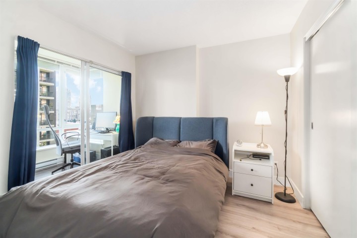 Photo 24 at 813 - 1088 Richards Street, Yaletown, Vancouver West