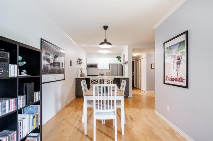 Photo 5 at 303 - 1510 W 1st Avenue, False Creek, Vancouver West