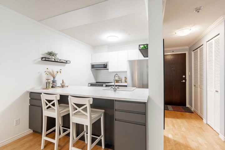 Photo 8 at 303 - 1510 W 1st Avenue, False Creek, Vancouver West