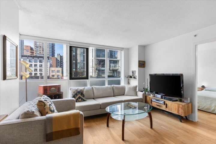 Photo 5 at 310 - 1155 Seymour Street, Downtown VW, Vancouver West
