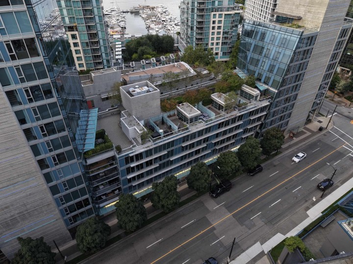 Photo 22 at 206 - 1477 W Pender Street, Coal Harbour, Vancouver West