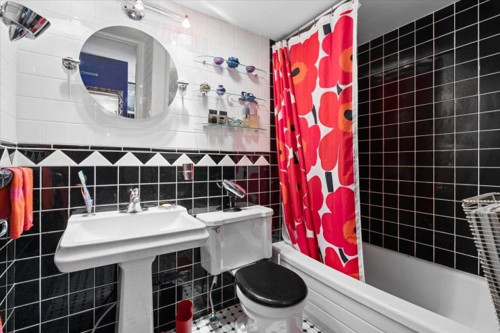 Photo 18 at 720 - 1333 Hornby Street, Downtown VW, Vancouver West