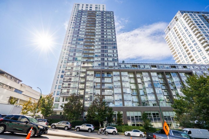 Photo 2 at 2902 - 5665 Boundary Road, Collingwood VE, Vancouver East