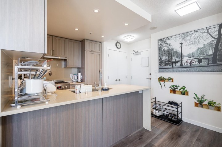 Photo 16 at 2902 - 5665 Boundary Road, Collingwood VE, Vancouver East