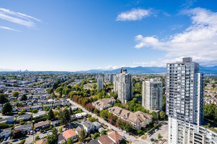 Photo 34 at 2902 - 5665 Boundary Road, Collingwood VE, Vancouver East