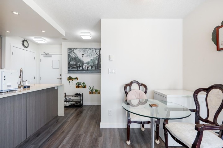 Photo 15 at 2902 - 5665 Boundary Road, Collingwood VE, Vancouver East