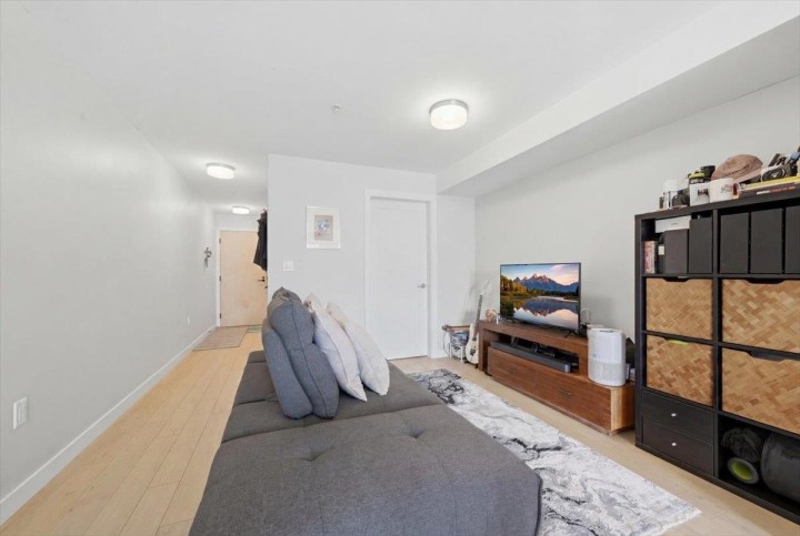 Photo 7 at 203 - 2508 Fraser Street, Mount Pleasant VE, Vancouver East