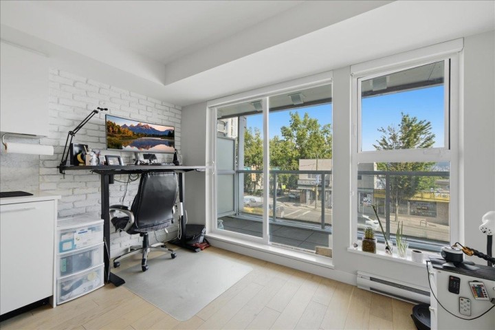 Photo 15 at 203 - 2508 Fraser Street, Mount Pleasant VE, Vancouver East