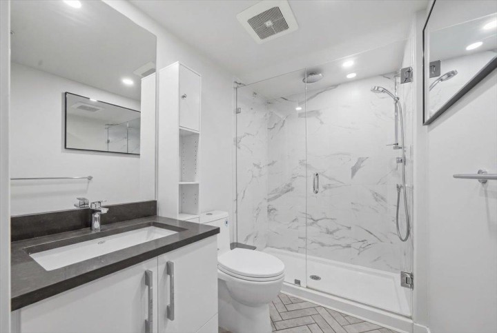 Photo 4 at 203 - 2508 Fraser Street, Mount Pleasant VE, Vancouver East