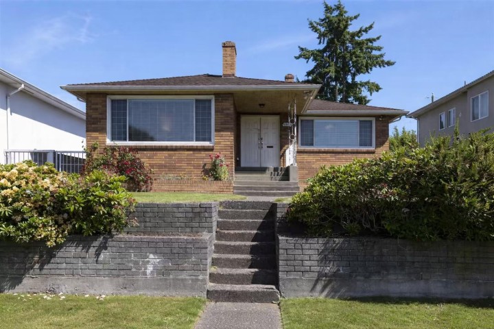 Photo 7 at 1563 E 59th Avenue, Fraserview VE, Vancouver East