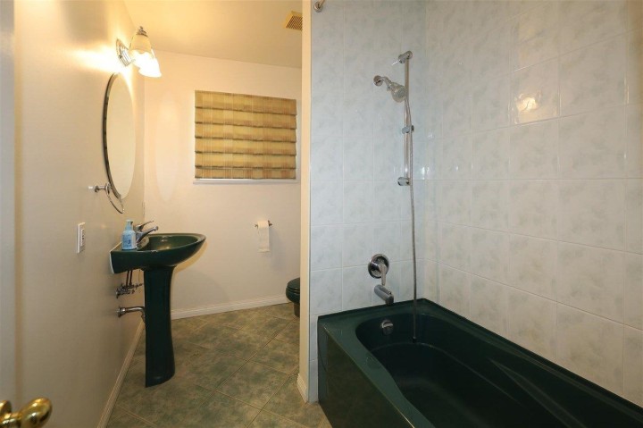 Photo 3 at 1563 E 59th Avenue, Fraserview VE, Vancouver East