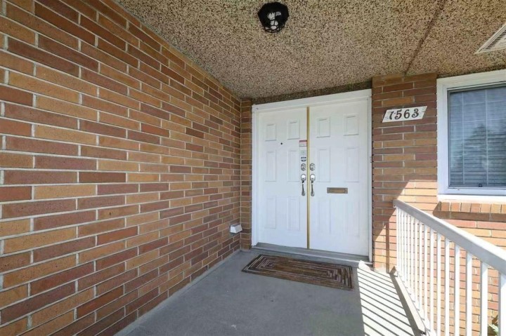 Photo 9 at 1563 E 59th Avenue, Fraserview VE, Vancouver East