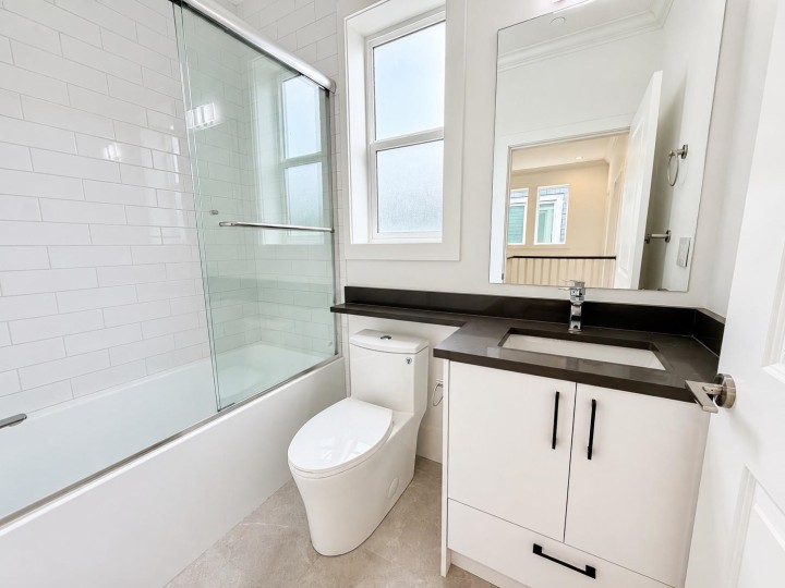 Photo 15 at 1427 E 27th Avenue, Knight, Vancouver East