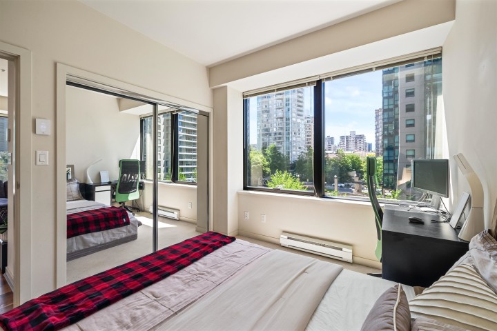 Photo 6 at 609 - 1333 West Georgia Street, Coal Harbour, Vancouver West