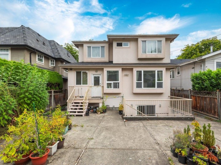 Photo 34 at 3262 W 12th Avenue, Kitsilano, Vancouver West