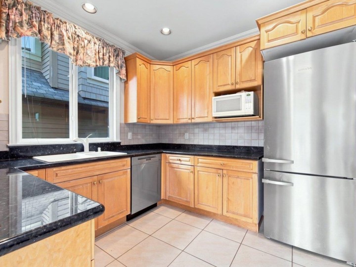 Photo 11 at 3262 W 12th Avenue, Kitsilano, Vancouver West