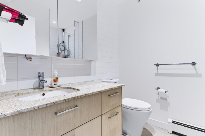 Photo 14 at 2 - 589 W King Edward Avenue, Cambie, Vancouver West