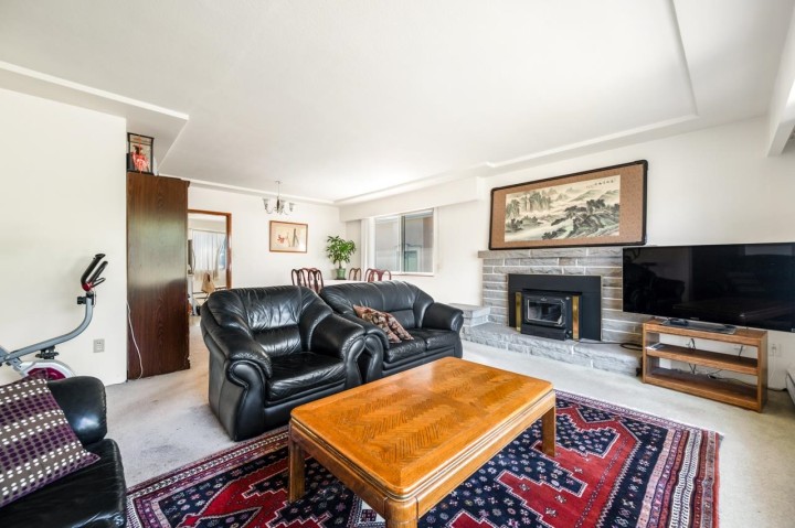 Photo 4 at 6758 Killarney Street, Killarney VE, Vancouver East