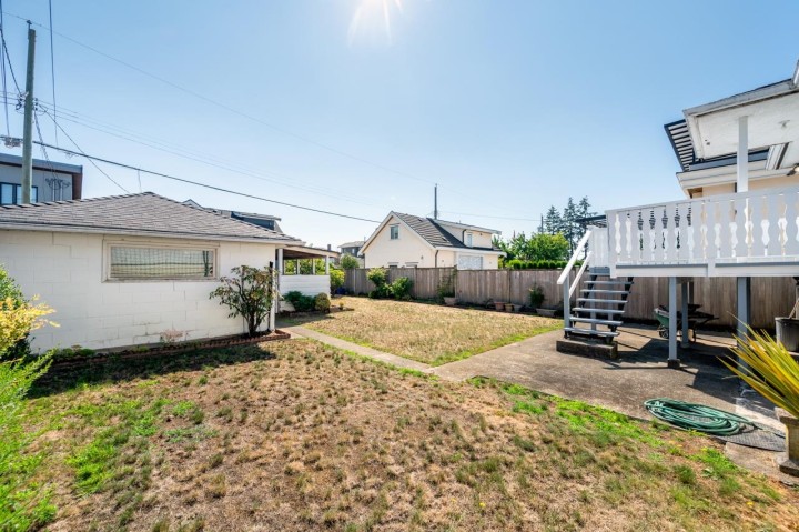 Photo 25 at 6758 Killarney Street, Killarney VE, Vancouver East