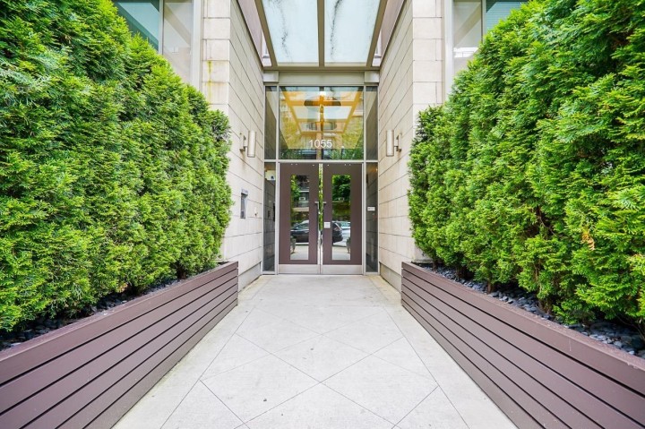 Photo 20 at 301 - 1055 Richards Street, Downtown VW, Vancouver West